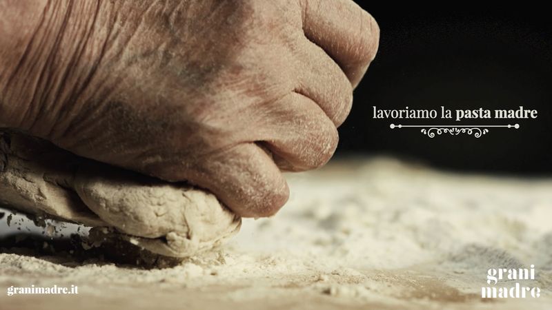 Fotogramma del video istituzionale di Grani Madre